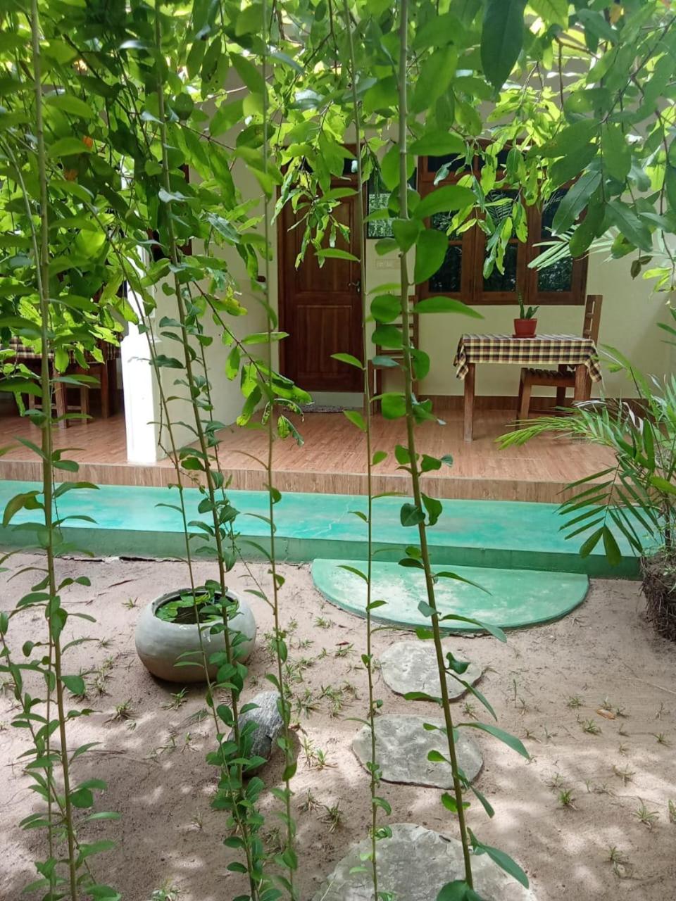 Hotel Udesh Guest Polonnaruwa Exteriér fotografie